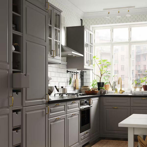 Custom Kitchen Furniture